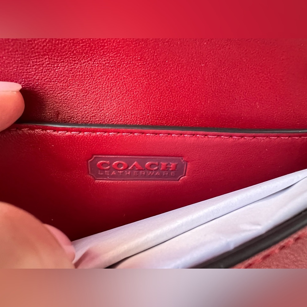 🍒 NWT COACH Glovetanned Leather Mini Dinky Bag 14 B4/ruby red limited edition - Picture 11 of 11